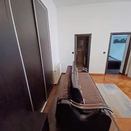 Apartamento Poarta Schei